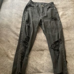 Black American Eagle mom jeans